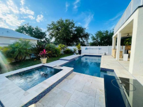 Paradise Heated Pool & Spa Home Near IMG & Siesta Key Beach